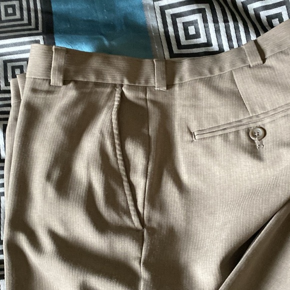 Kenneth Cole Reaction Tan Dress Pants for Men - Picture 2 of 8